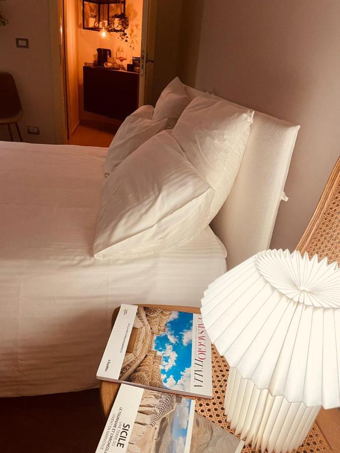 The Room Syracuse Ngoại thất bức ảnh